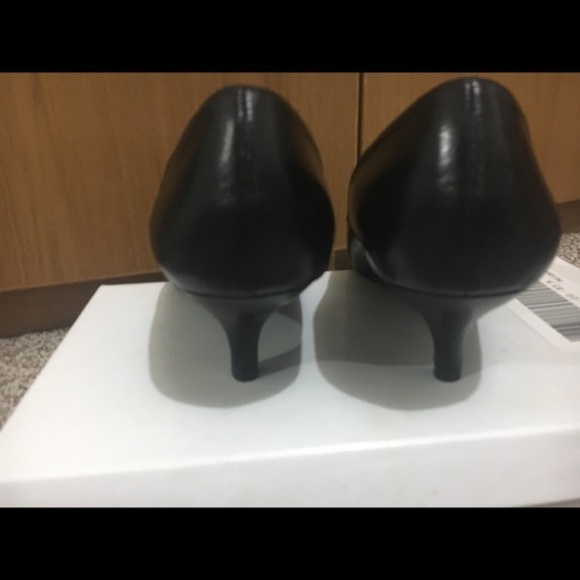 NWT 8W Wide width black genuine leather pump shoes - Picture 9 of 11